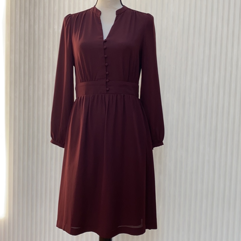 Banana Republic long sleeve midi dress burgundy size 4 .